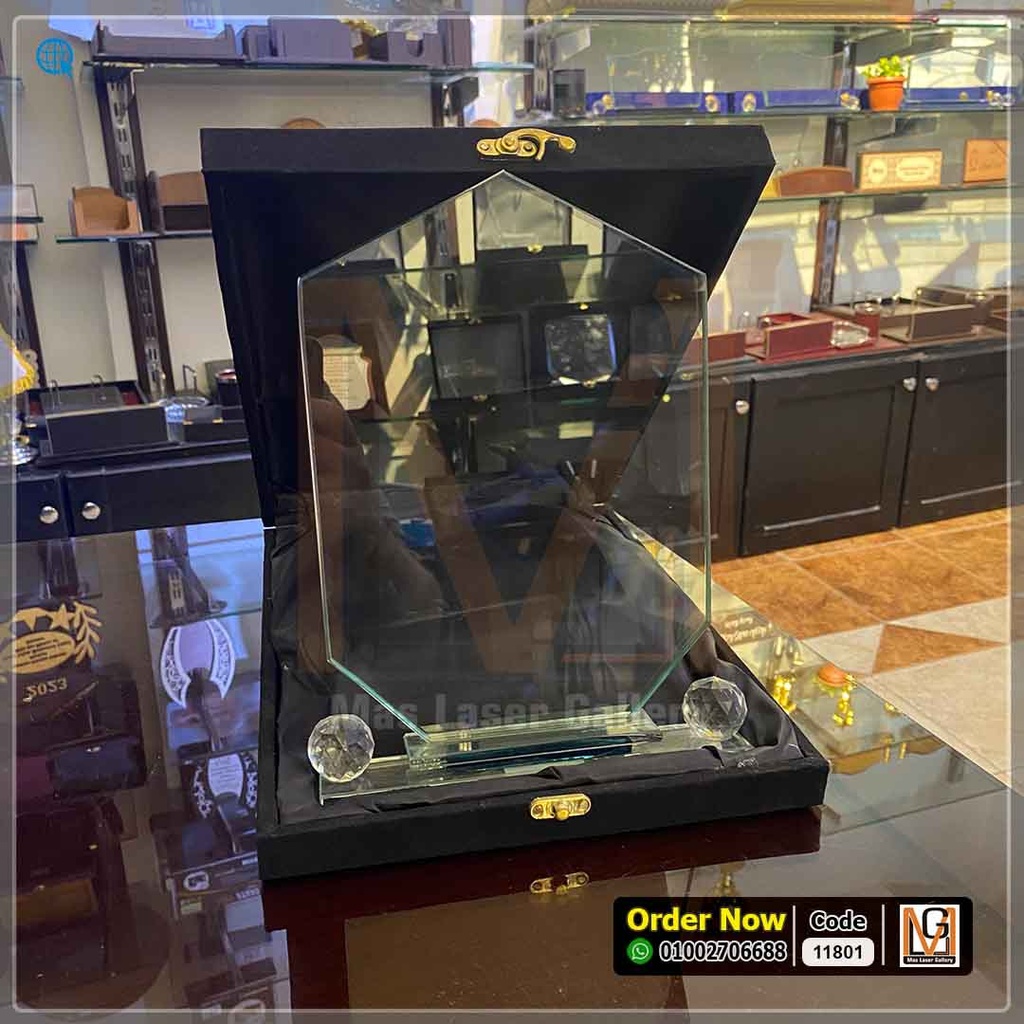 درع كريستال علبه قطيفة (كبير جدا) 2  | 11801