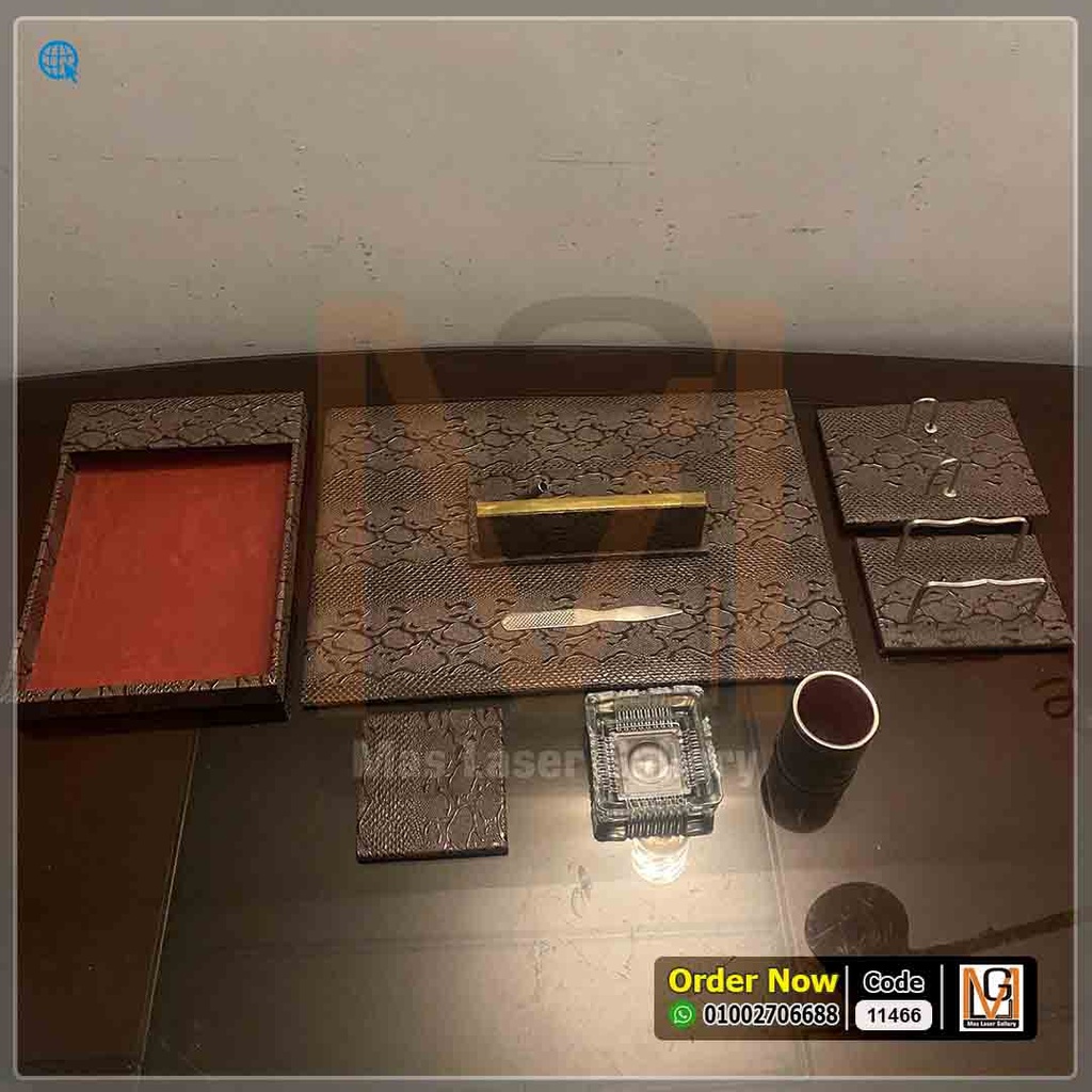 طقم مكتب جلد بني منقوش ( 8 قطع) *20* | 11466